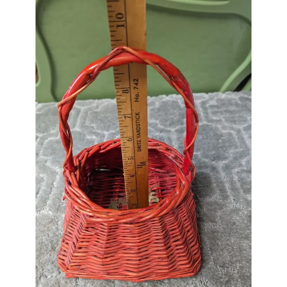 CHRISTMAS Red Woven Wicker BASKET 9.5